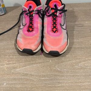 Nike Kids Athletic Sneakers in Pink Ombre